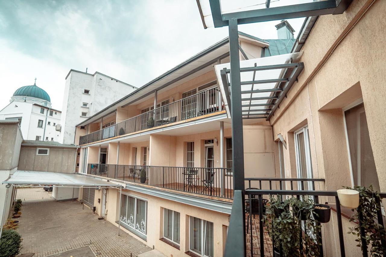 Alpetri Apartments Kaunas Exterior photo